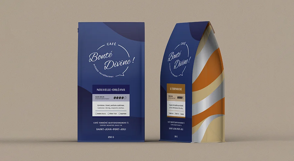 Aperçu de deux sacs de café Bonté Divine avec étiquettes différentes
